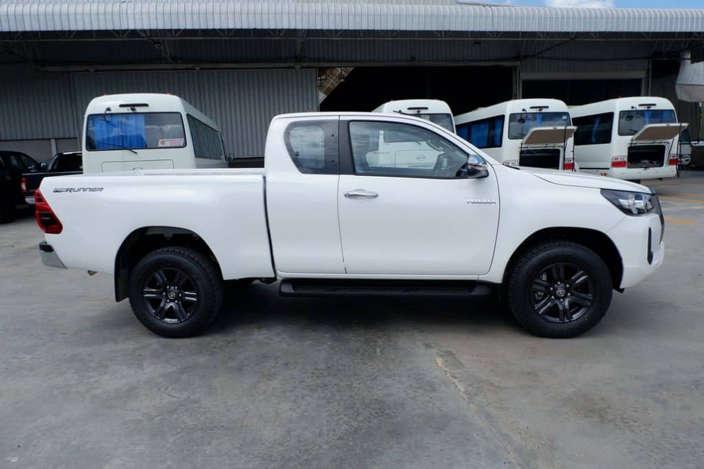 2020 BRAND NEW TOYOTA HILUX REVO SMART CAB PRERUNNER 2.4 ENTRY 2x4 ...