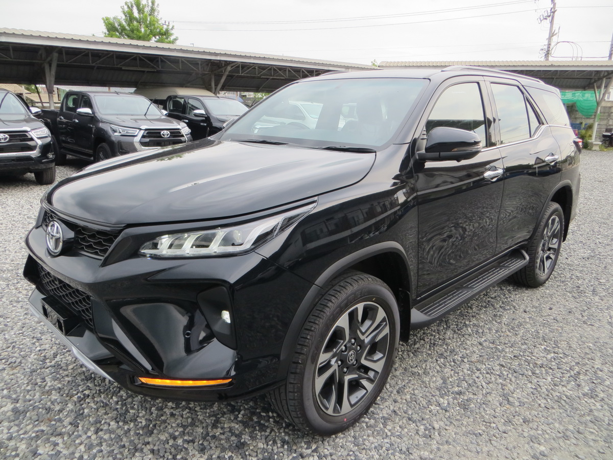 RHD TOYOTA FORTUNER LEGENDER 2 4V 4WD AUTO BLACK Pap Prosperity RHD TOYOTA FORTUNER LEGENDER 2 4V 4WD AUTO BLACK Pap Prosperity